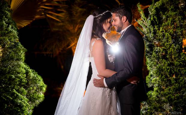 Monique e Marcelo emocionando esses fotógrafos