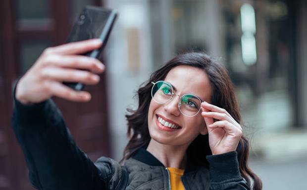 COMO TIRAR A SELFIE PERFEITA