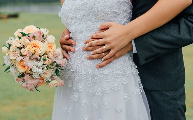 Vale a pena contratar um fotógrafo profissional de casamento?