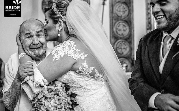 FOTOGRAFIA ESPONTÂNEA DE CASAMENTO