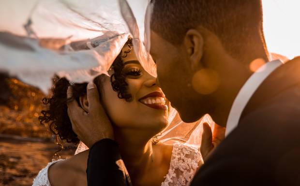 Zelo Crônicas: Sara, José Roberto e o Fusca Azul.