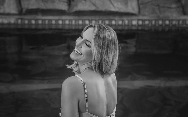 Você só precisa de 1 motivo pra  ser fotografada(o).