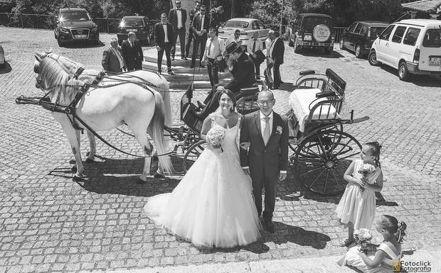 Procura um Fotógrafo de Casamento?
