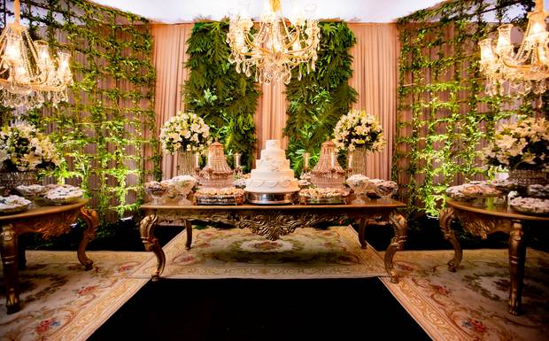 AS MELHORES FLORES DE CASAMENTO DE ACORDO COM A ÉPOCA DO ANO!
