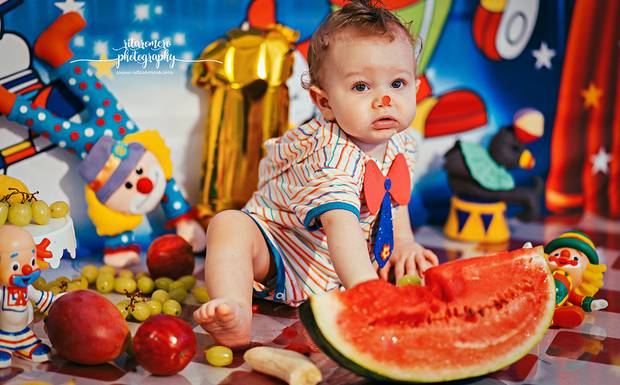 Smash the fruit | Jonas