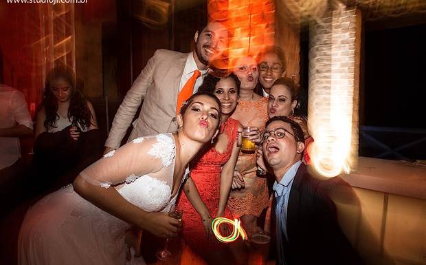Ideias Criativas para Entreter os Convidados no Casamento
