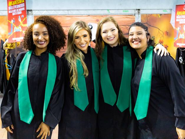 Colação de Grau de Milena Nunes