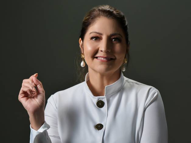 EXECUTIVO de VALERIA VARGAS