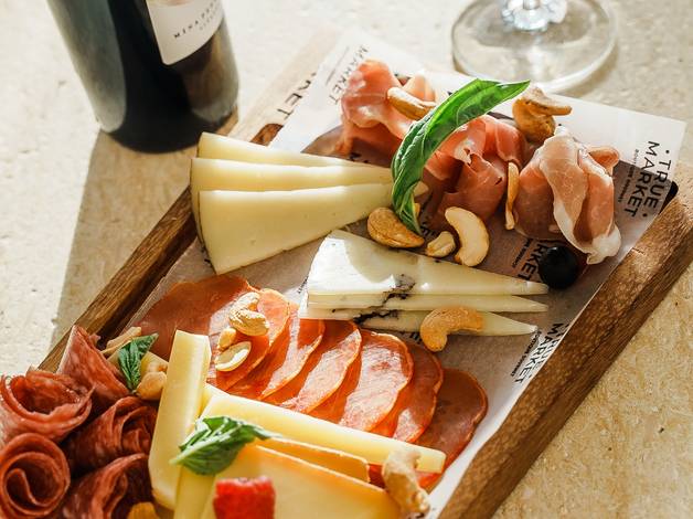 Food & Drinks of True Market