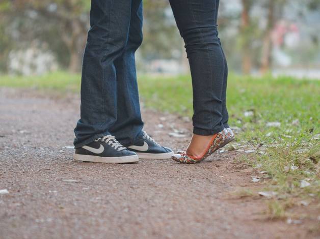 Casais de Kenia e Mateus