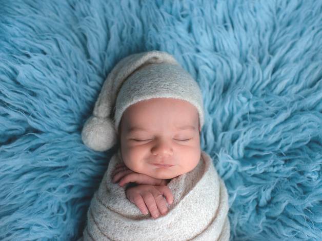 Newborn de Ensaio de Newborn do Lucca 