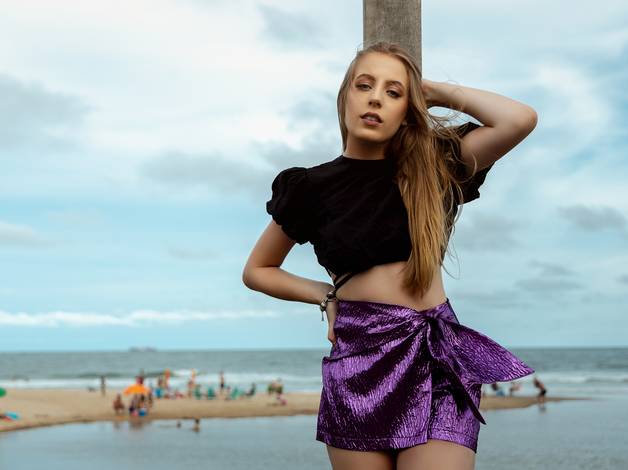 Feminino de Ensaio 15 Anos - Cinara