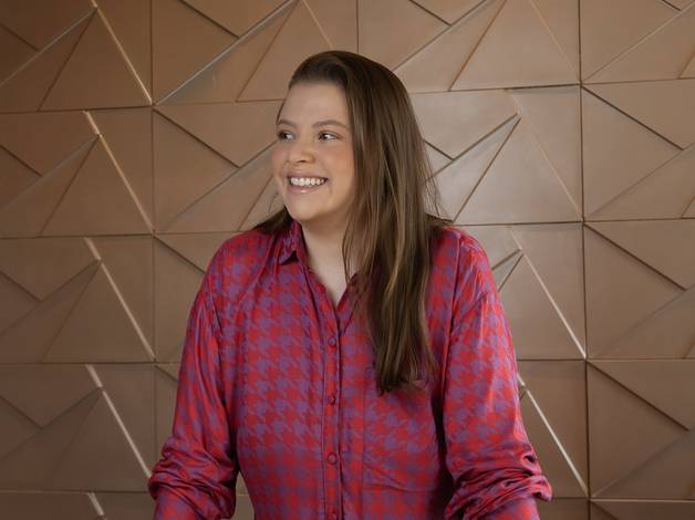 Corporativo de Ensaio de Negócios - Arianne