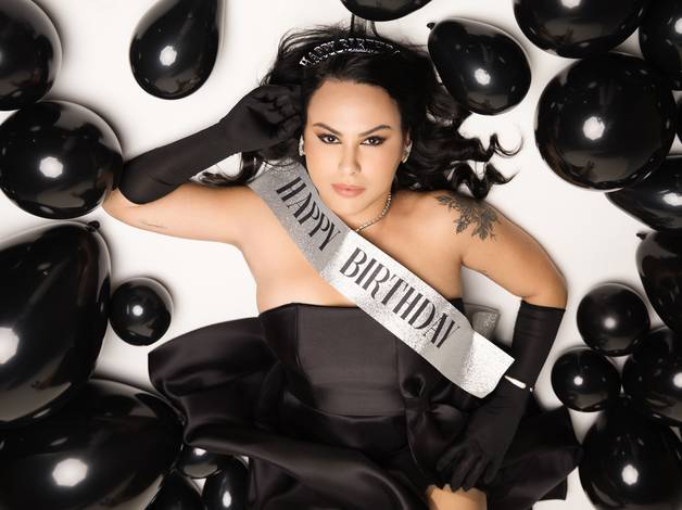 Feminino de Ensaio de Aniversário - Brenda