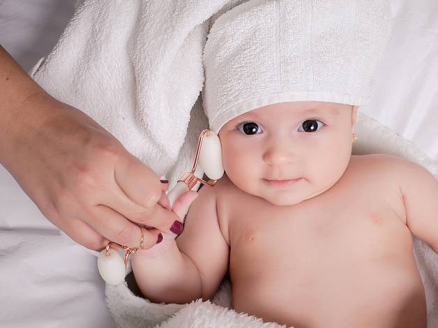 BEBÊ E CRIANÇA de Acompanhamento Alice