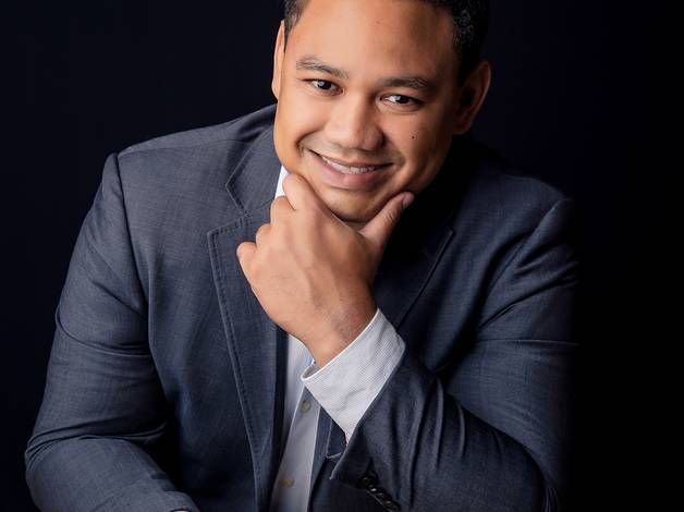 BRAND UP | RETRATOS CORPORATIVOS de Ramires Fahfe