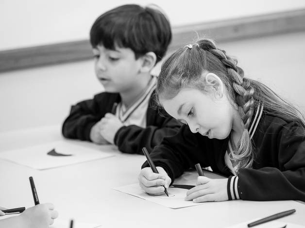 ACOMPANHAMENTO ESCOLAR de Alunos do 2º Período | Em sala de aula