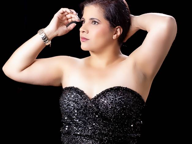 Newborn de Tati 40 anos - Ensaio feminino de aniversário