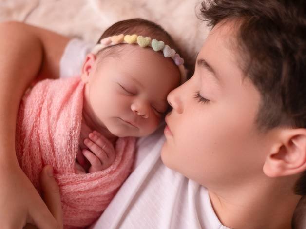 Newborn de Newborn Lavínia