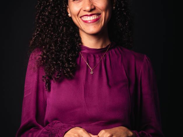 Pessoas de ENSAIO FEMININO