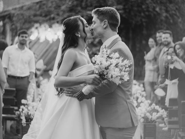 Casamentos de Beatriz e Iron