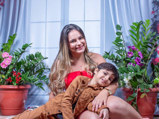 Ensaio Estúdio de ENSAIO DIA DAS MÃES | ELAINE & ISRAEL