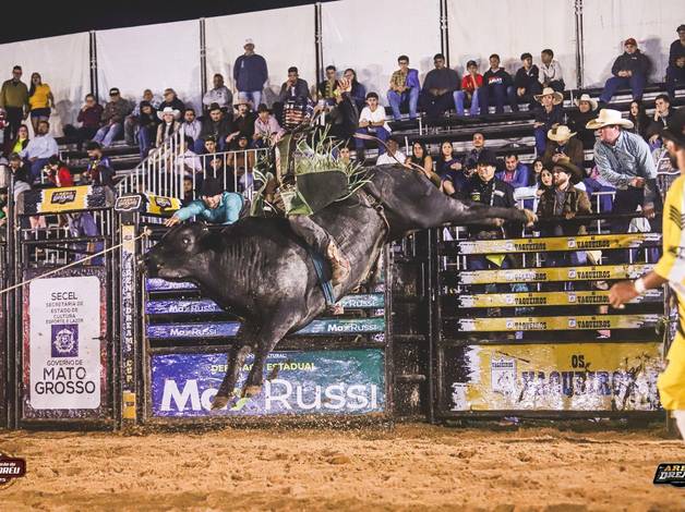 Eventos  de 30º Festa do Peão Torixoreu - Sexta Feira