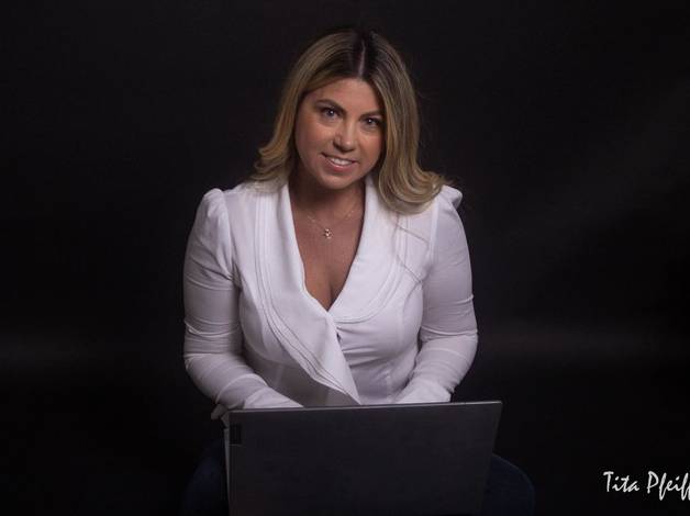 Ensaio corporativo de Fernanda