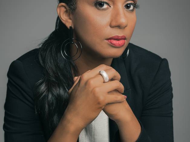 Retratos de CHRISTINE COOPER