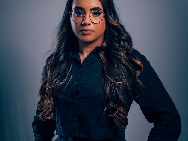 Casual / Artistíco de Posicionamento Fotográfico - Ana Carolinne