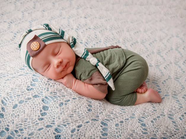 NEWBORN de NEWBORN LUCAS