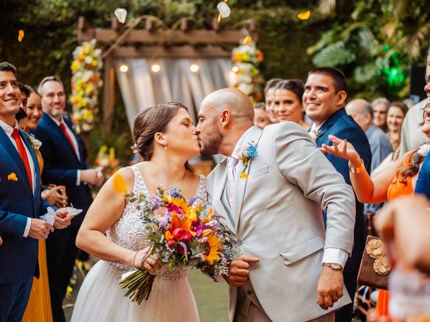 Casamentos de Um casamento real e cheio de emoção – Tabatta & Thaigo no Vale do Alto