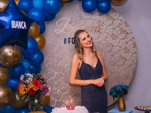 Formatura de Formatura em Administração Bianca