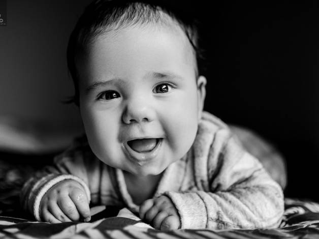 Infantil de 3 meses do Liam