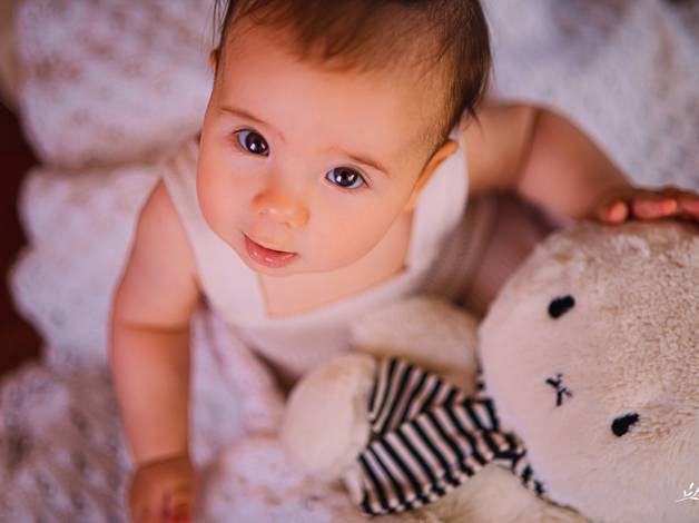 Infantil de 5 meses do Liam