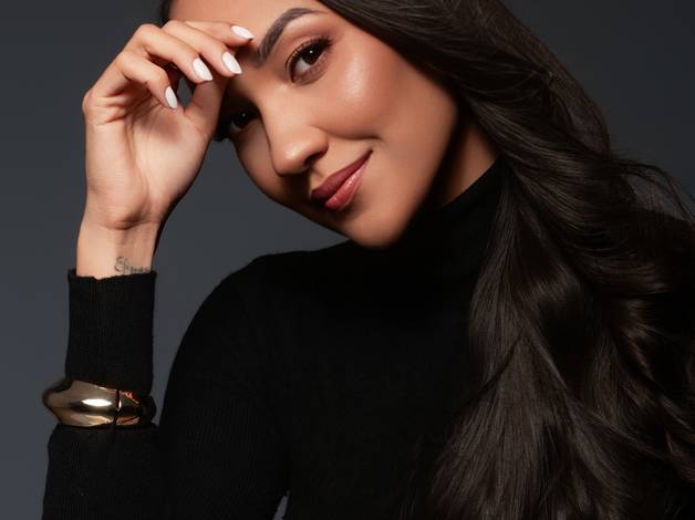 Corporativo de JOANA GABAR