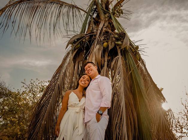 Engagement Sessions of Mayara + Bruno 