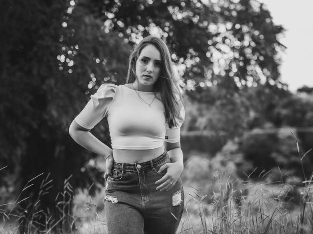 Ensaio Feminino de Karlin Schmidt 