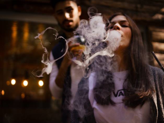 Casais de Yuri e Celine 