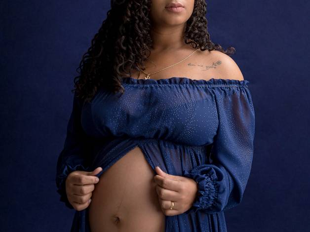 Gestante Estúdio de ENSAIO GESTANTE COM MAMÃE AMANDA