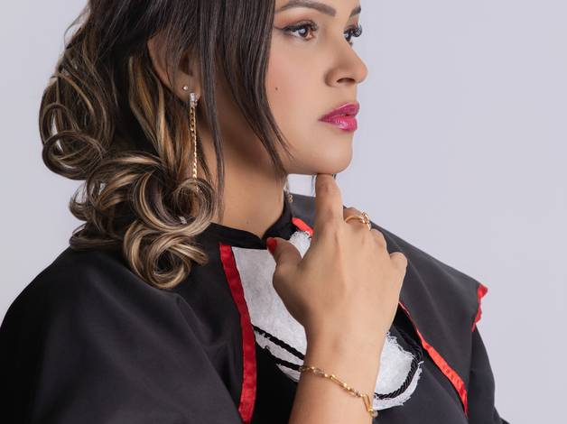 FORMATURA de ELA SONHOU, ELA BATALHOU E AGORA ELA CONSEGUIU!