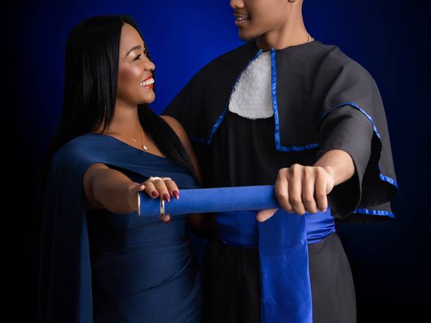 FORMATURA de  NENHUMA CONQUISTA É VIVIDA SOZINHA.