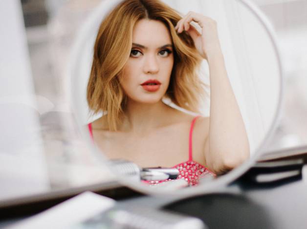 S•E•N•T•I•R de FERNANDA DE LIMA