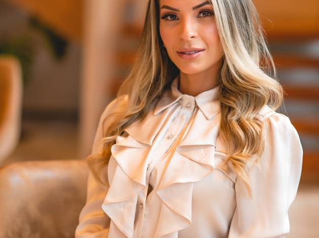 Institucionais de Julia Braga - Leverse Experience