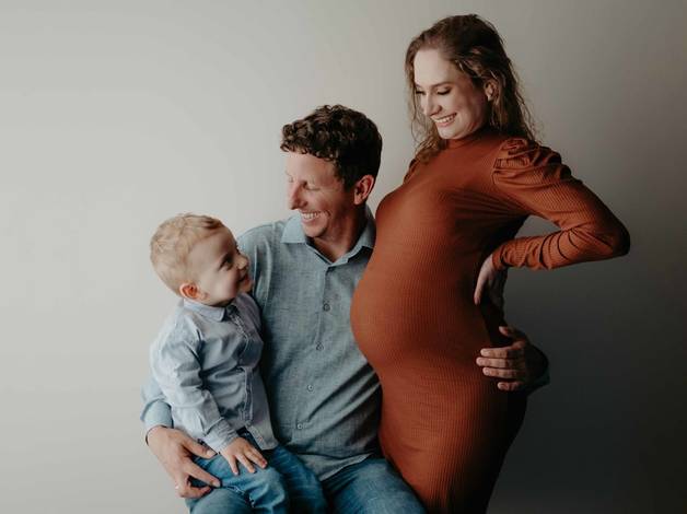 Gestante de Aquele amor que mesmo dividindo... MULTIPLICA ...te esperamos Francesco