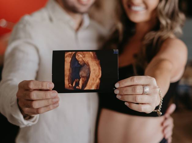 Gestante de Cada segundo faz meu coração bater ansioso esperando por você.