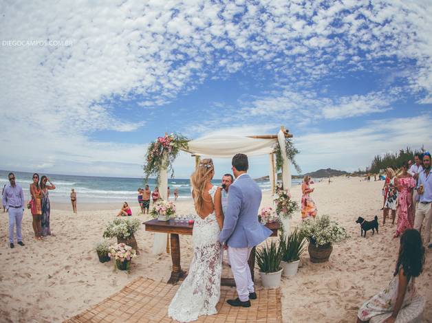 Casamento  de Casamento na praia em Garopaba | Celeste e Pablo