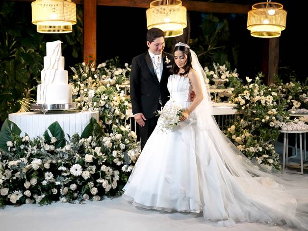 Casamentos de Livia & Kiro | Wedding Film