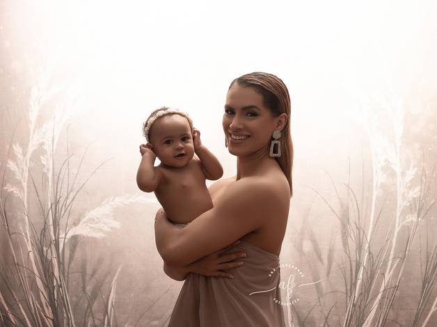 MÃE E FILHO(a) de Sessão Fotográfica Mãe e Filha!