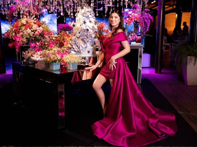Debutante de Ana Julia 15 anos